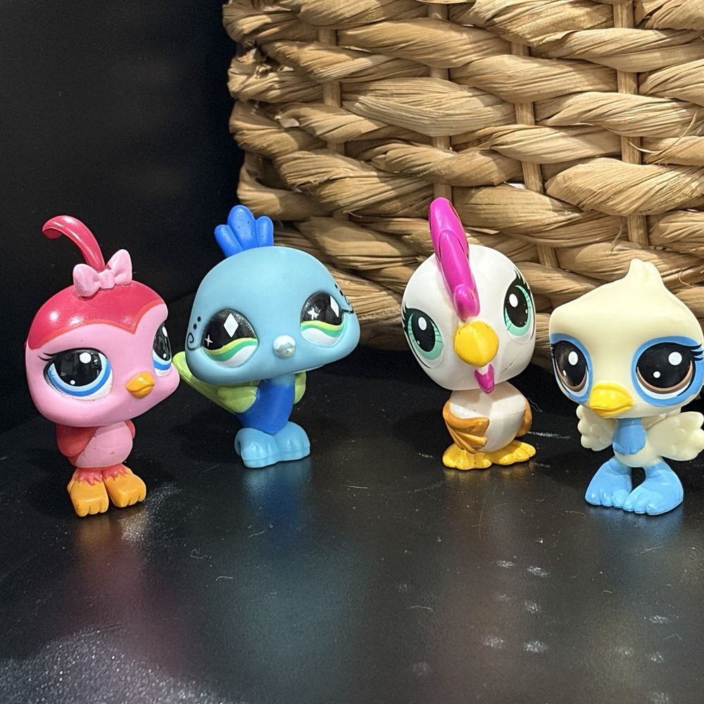 Littlest Pet Shop LPS Bird Lot 4 Figures Robin Peacock‎ Rooster Hasbro Authentic